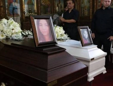 Κύπρος: Τo τελευταίο αντίο στα θύματα του serial killer (φωτο)